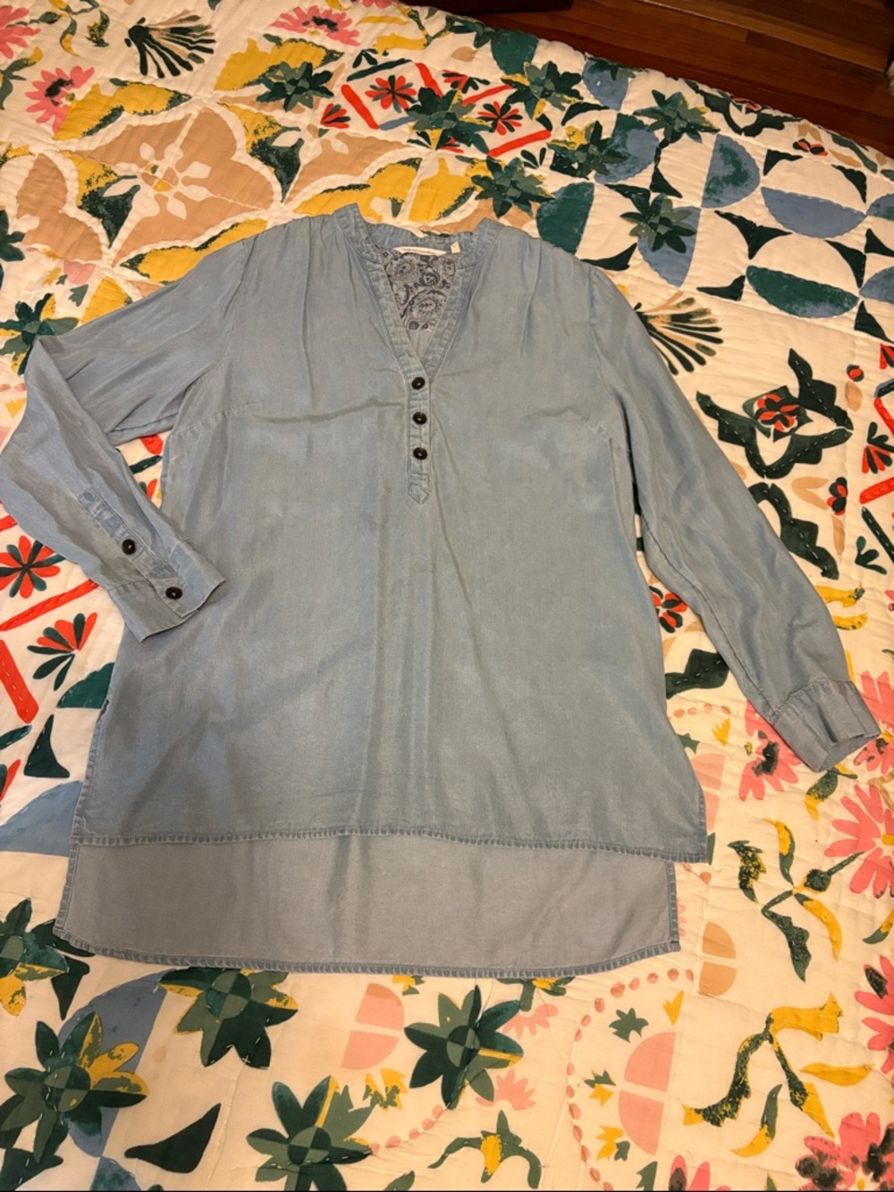 Soft Surroundings Light Blue Denim-Style Shirt with Paisley Lining